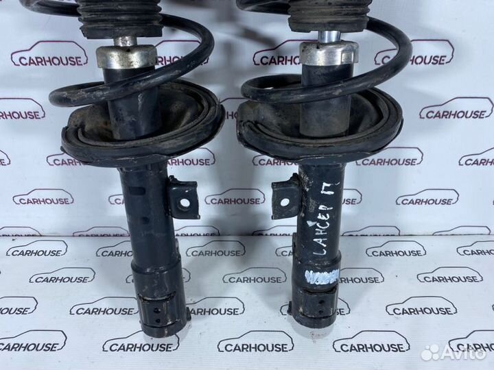 Амортизаторы передние Mitsubishi Lancer 9 1.6 4G18