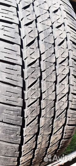 Bridgestone Dueler H/T 684II 265/60 R18