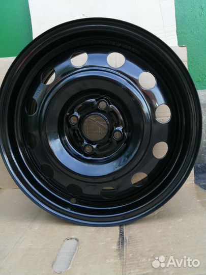 Штампованные диски на KIA RIO r15