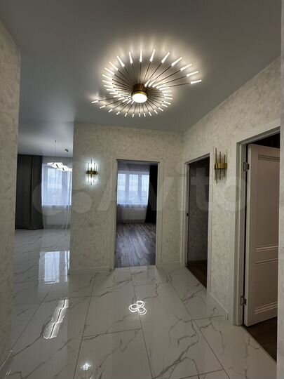 3-к. квартира, 84 м², 21/22 эт.