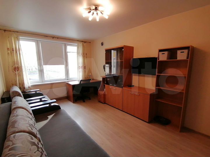 1-к. квартира, 42 м², 3/8 эт.