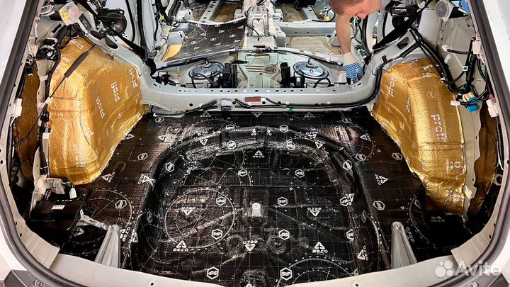 STP Вибродемпфирующий материал StP Aero Plus