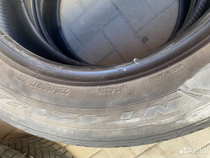 Nitto NT421Q 225/60 R17