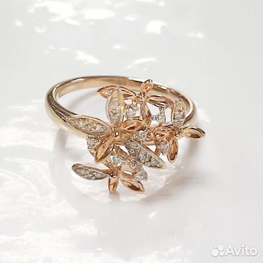 Золотое кольцо с бриллиантами