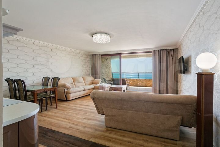 2-к. квартира, 85 м², 7/12 эт.