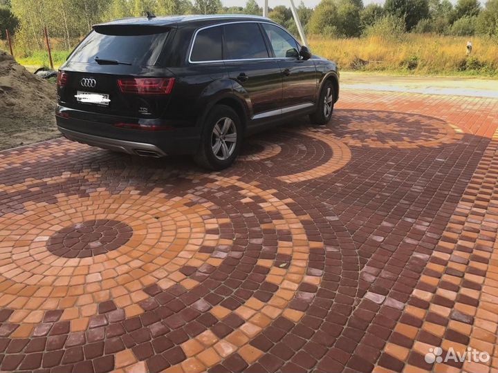 Плиточник строитель