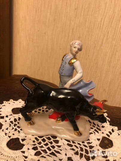 Редкая,роскошная интерьерная статуэтка Коррида