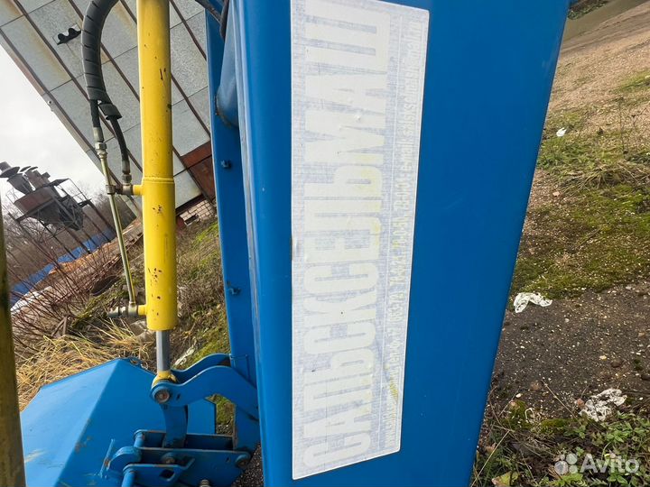 Навесной фронтальный погрузчик на мтз