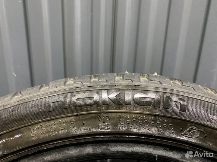 Nokian Tyres Hakkapeliitta 8 245/40 R18 97T