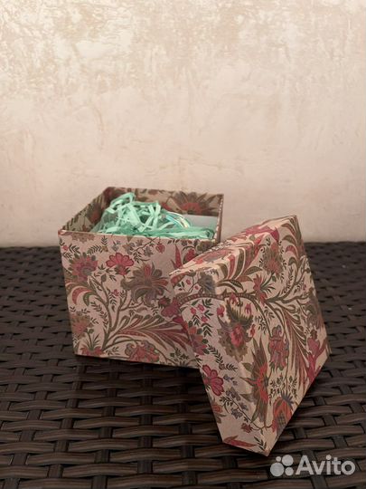 Коробка подарочная