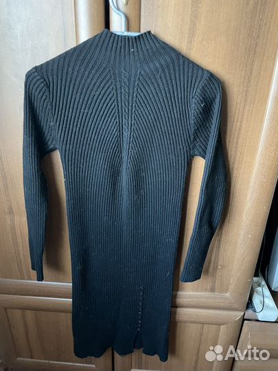 Черное теплое платье