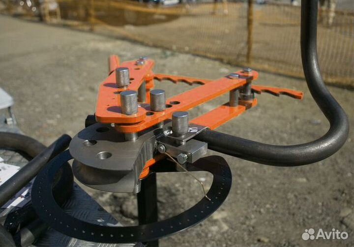 Ручной трубогиб для круглой трубы