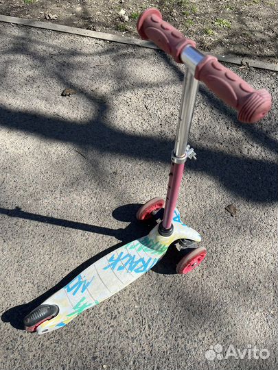 Самокат детский трехколесный