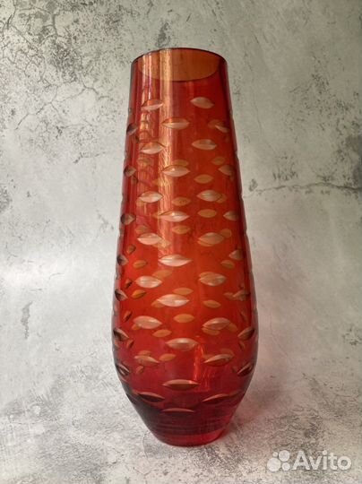 Ваза красный гигант.ссср