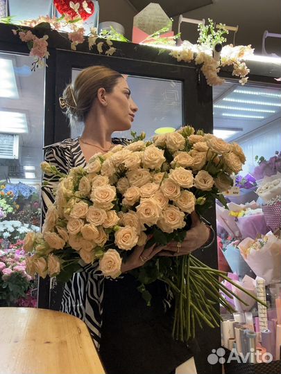 Роза кустовая в наличии