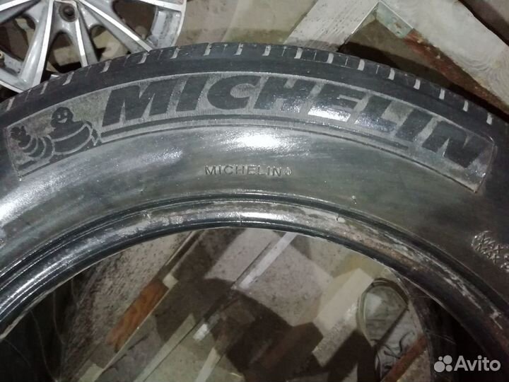Michelin Energy Saver 215/60 R16