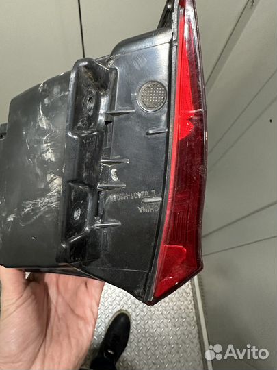 Задний левый фонарь kia rio 2021