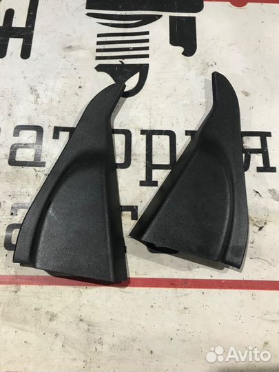 Накладка на дверь Nissan Juke I (2010—2014)