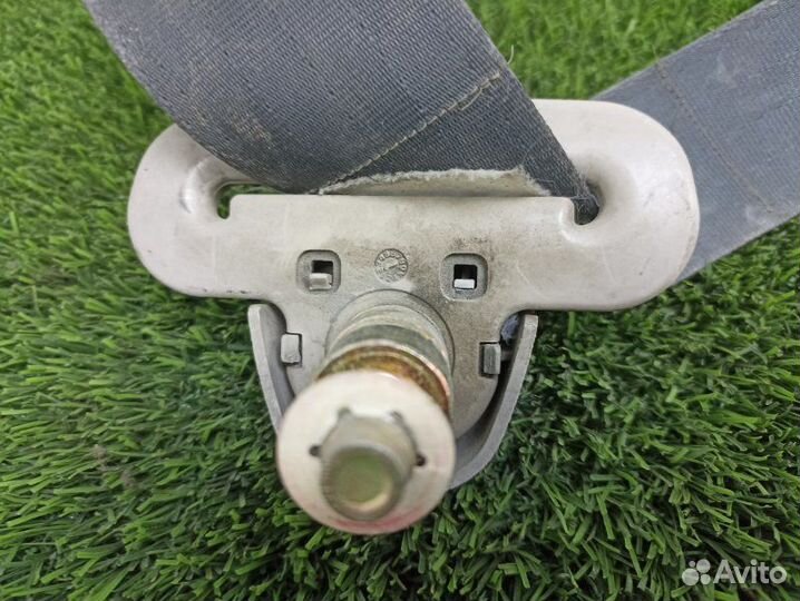 Ремень безопасности задний левый Nissan Almera N15