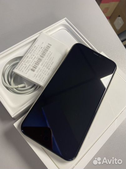 Телефон iPhone 11 128 gb