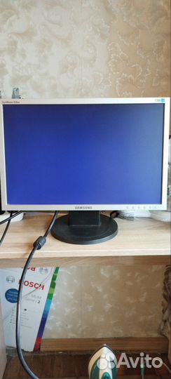 Монитор Samsung SyncMaster 920NW