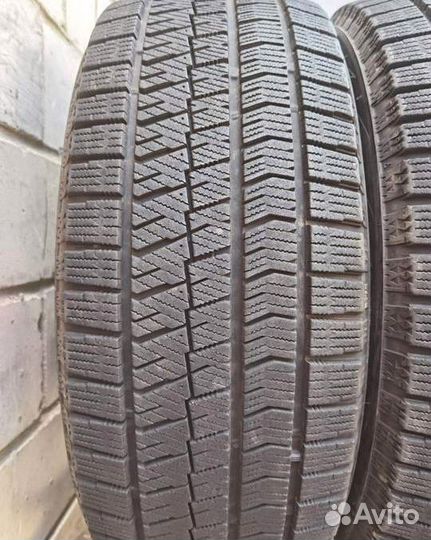 Bridgestone Blizzak VRX2 205/55 R16 97H