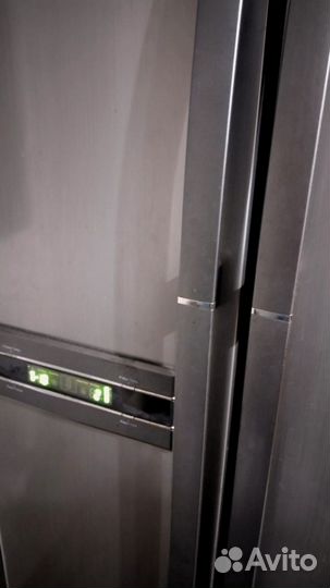 Холодильник Samsung side by side