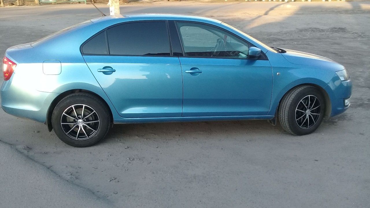 Skoda Rapid: фото владельца