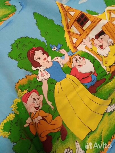 Разное постельное белье б/у