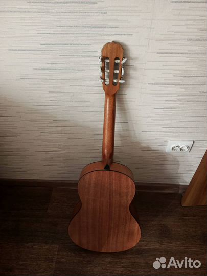 Продам гитару бу