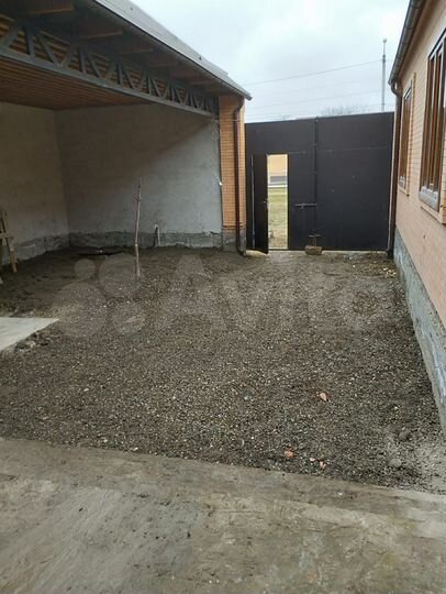 Дом 200 м² на участке 3,3 сот.