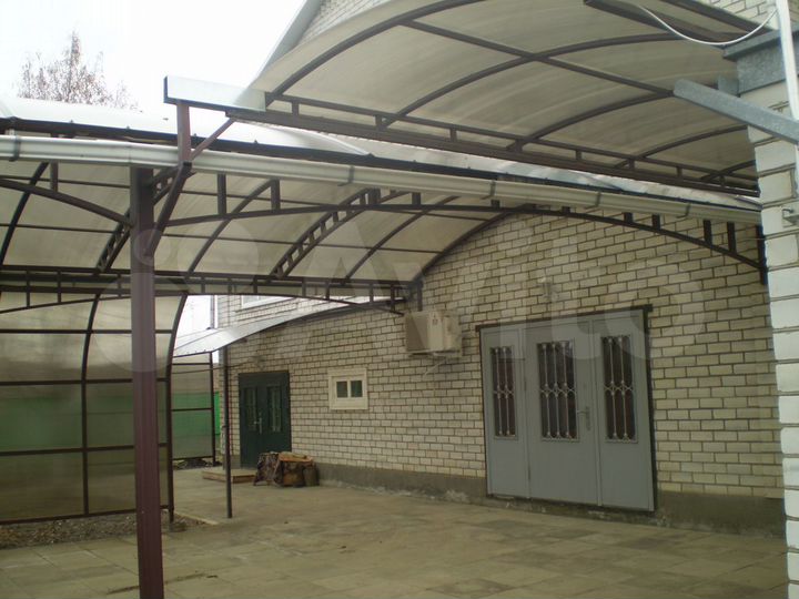 Дом 250 м² на участке 11 сот.