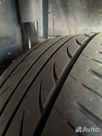 Delinte D7 235/45 R17 97W