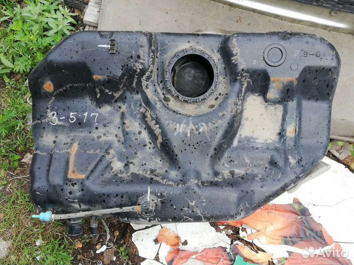 Топливный бак Киа Рио 1