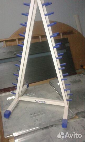 Стойка для гантелей