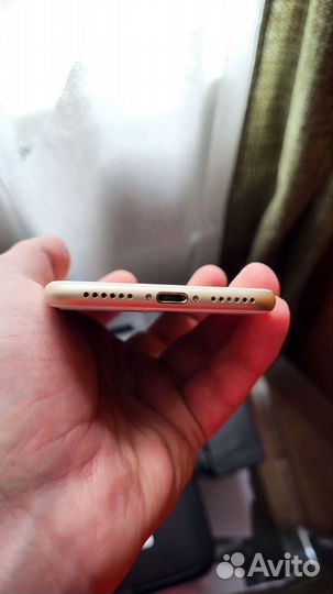 Телефон iPhone 7, Gold, 32GB