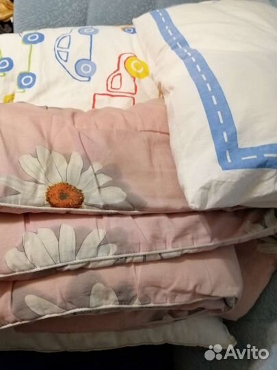 Одеяла. Подушка. Постельное