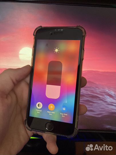 iPhone SE (2020), 64 ГБ