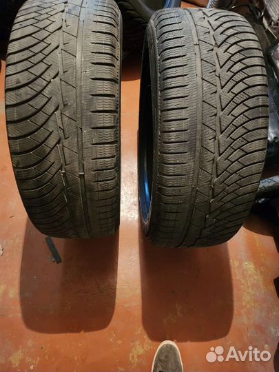 Michelin Agilis 3 245/45 R19