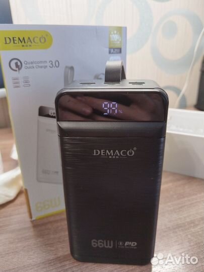 Повербанк demaco