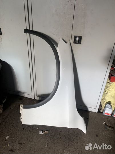 Мерседес GLC W253 Крыло левое оригинал