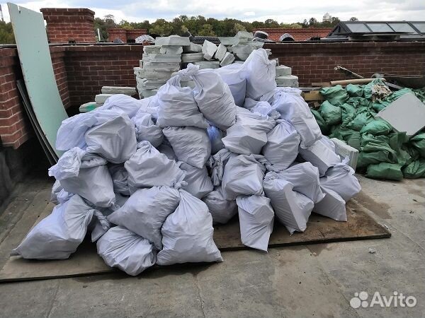 Вывоз мусора старой мебели хлама