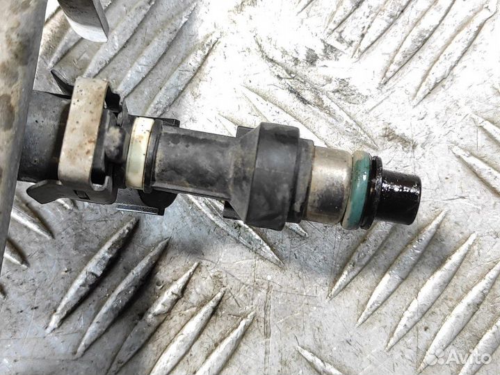 Форсунка двигателя Nissan Almera Classic