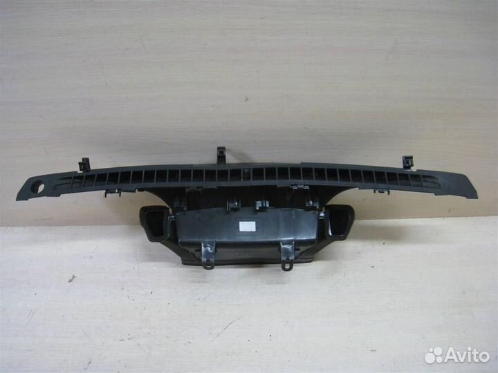 Воздуховод торпедо Toyota Avensis T27 2011