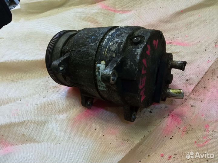 Компрессор кондиционера Renault Megane Scenic