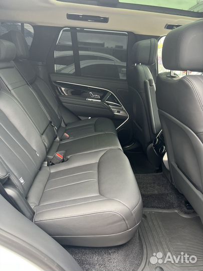 Land Rover Range Rover 3.0 AT, 2022, 400 км