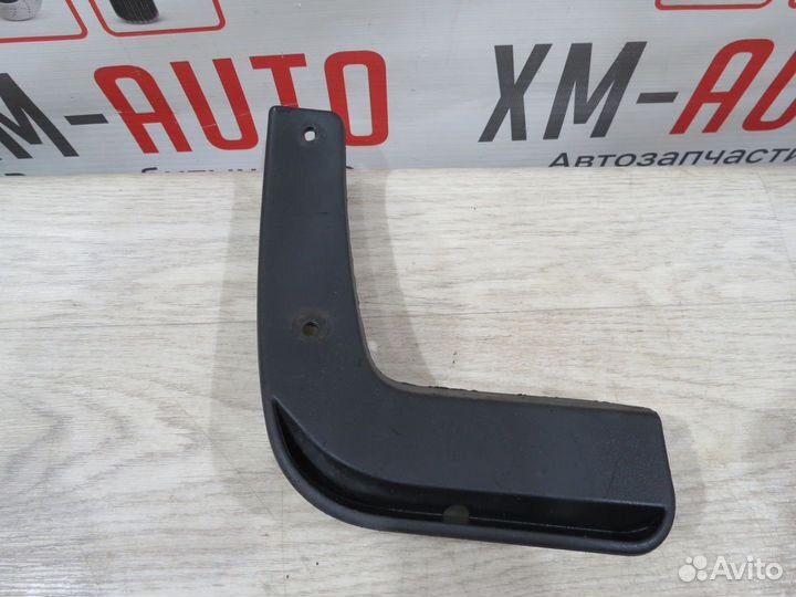 Брызговик задний правый Kia Rio 4