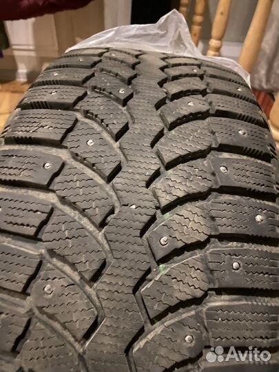Bridgestone Blizzak Spike-01 255/55 R18 91H