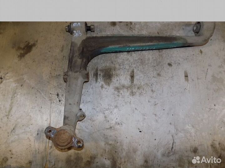 Рычаг передний нижний левый Transporter T4 1991-19