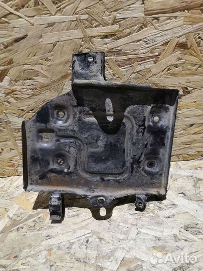 Площадка акб Brilliance V5 2014